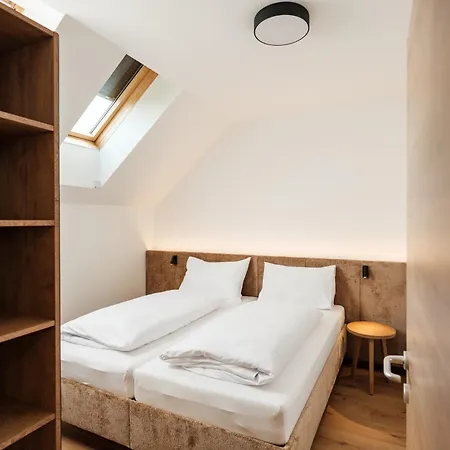 Hotel Neustifter 4*