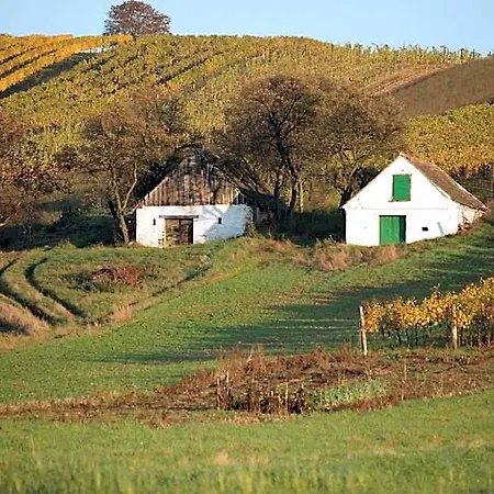Neustifter Poysdorf