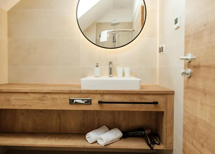 Neustifter מלון פויסדורף