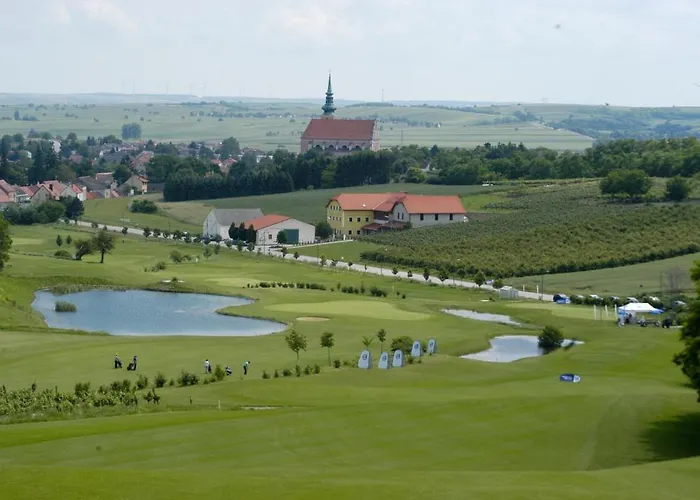 Neustifter 4* Poysdorf